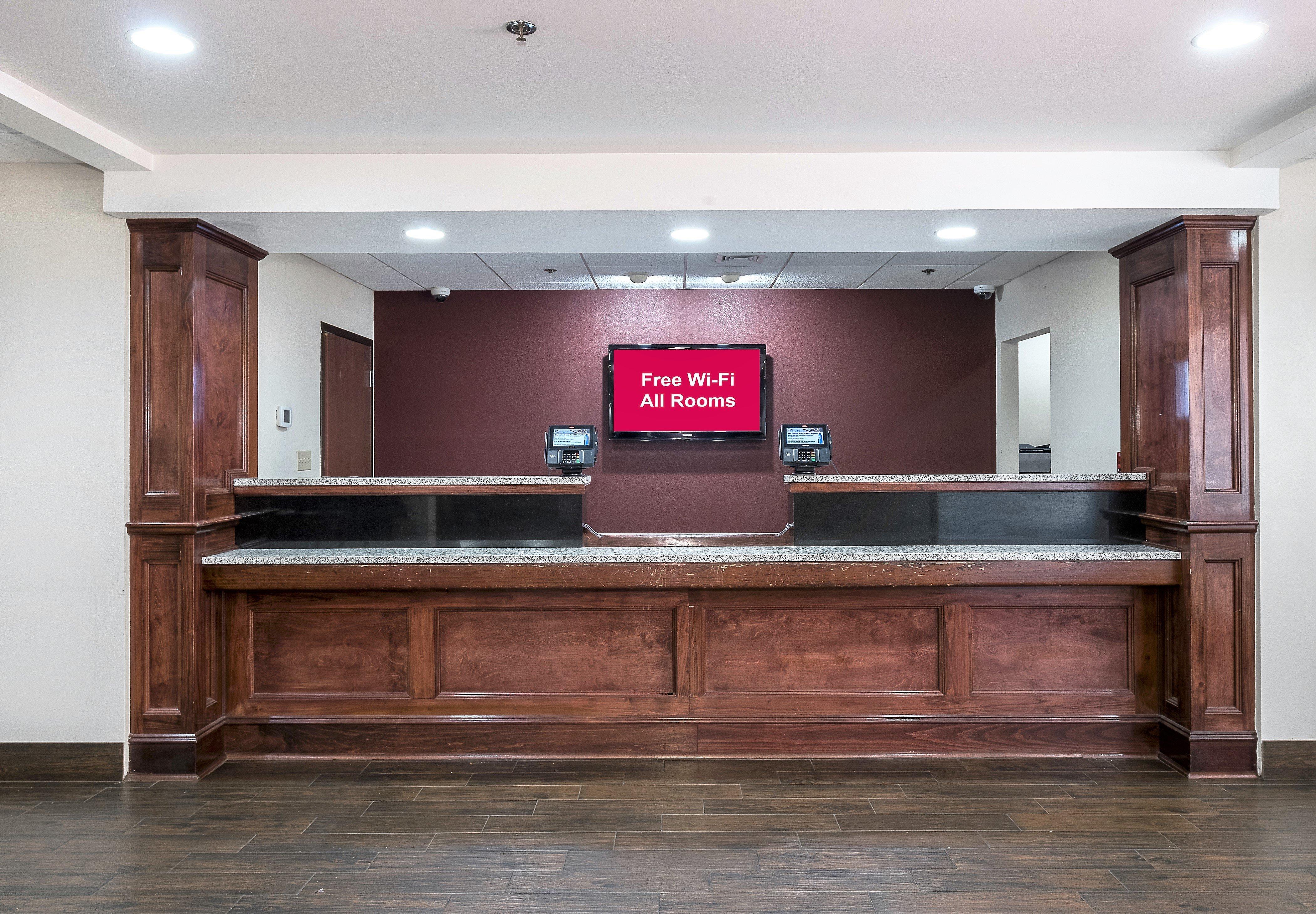 Red Roof Inn Hartford- Нью-Бритен Экстерьер фото
