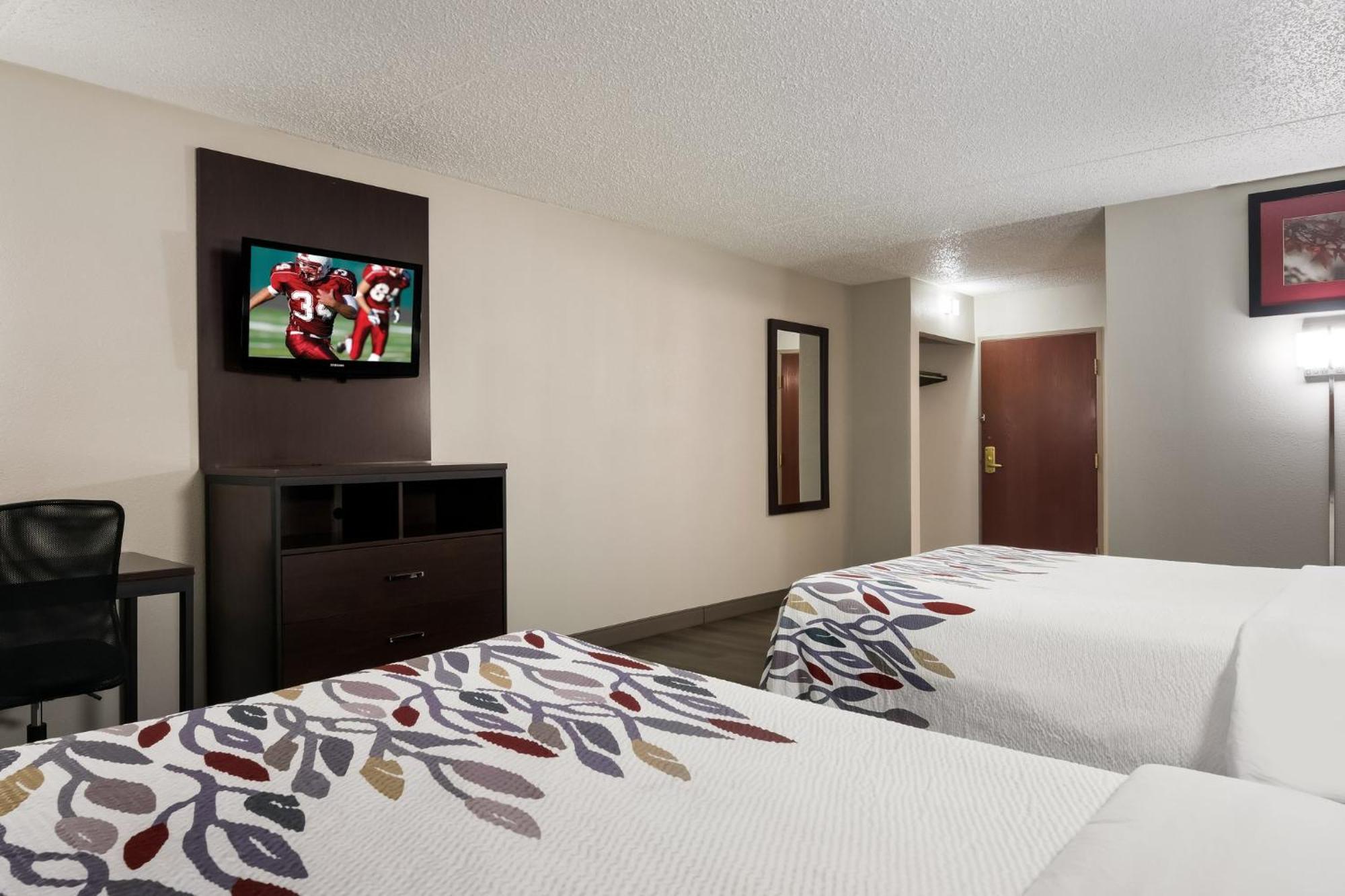 Red Roof Inn Hartford- Нью-Бритен Экстерьер фото