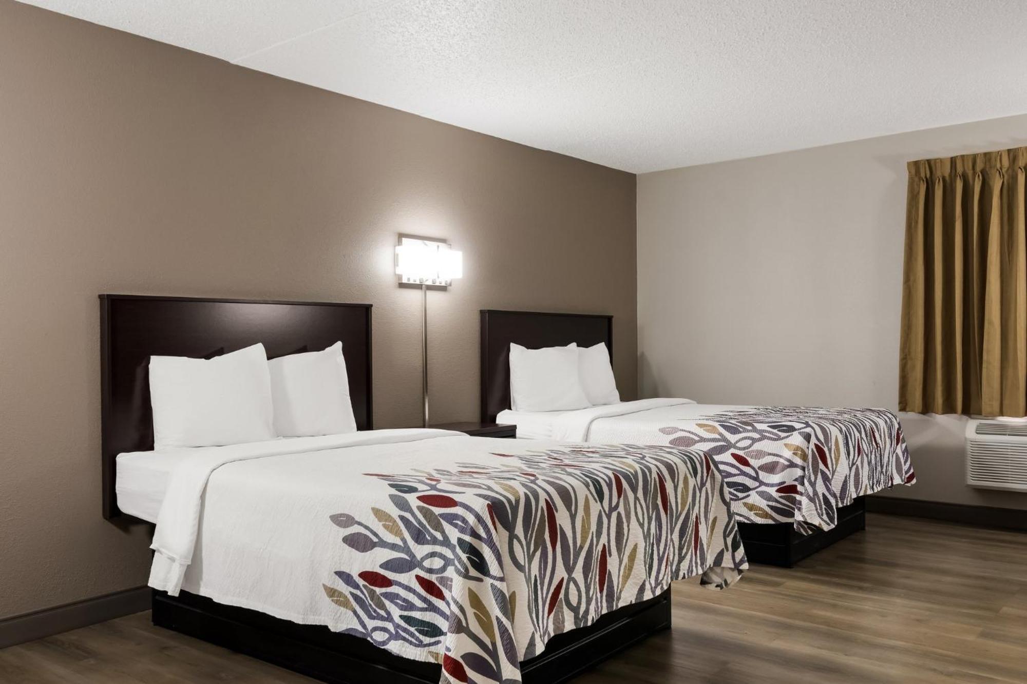Red Roof Inn Hartford- Нью-Бритен Экстерьер фото
