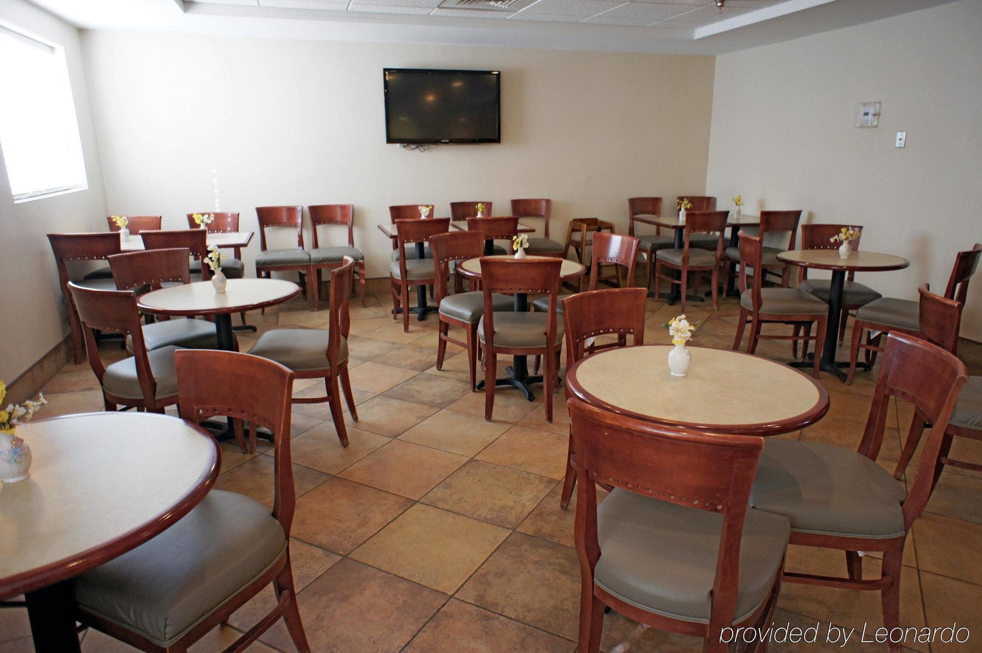 Red Roof Inn Hartford- Нью-Бритен Экстерьер фото